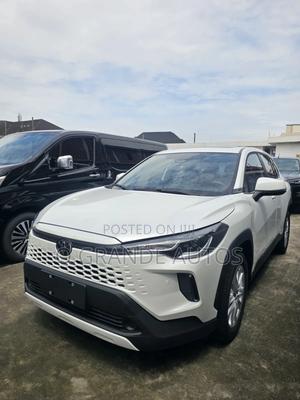 New Toyota Corolla Cross LE 2026 White
