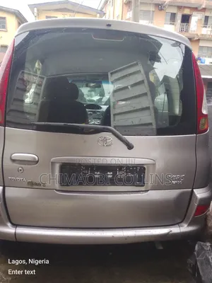 Toyota Yaris 2004 Gray