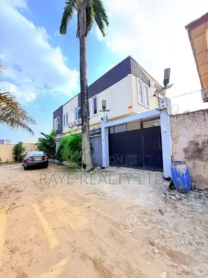 4bdrm Duplex in Ikeja for sale