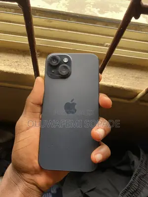 Apple iPhone 15 128 GB Black