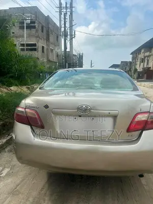 Toyota Camry 2.4 LE 2008 Gold