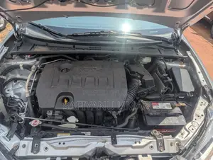 Toyota Corolla 2017 Silver