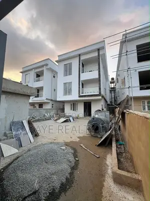 5bdrm Duplex in Ikeja GRA for sale