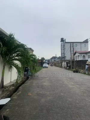 Furnished 3bdrm Apartment in Olokonla, Sangotedo for rent