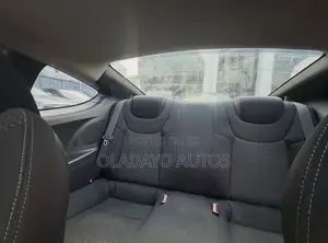 Hyundai Genesis 3.8 2010 Blue