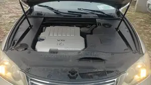 Lexus ES 350 2010 Gold