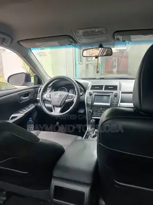 Toyota Camry 2017