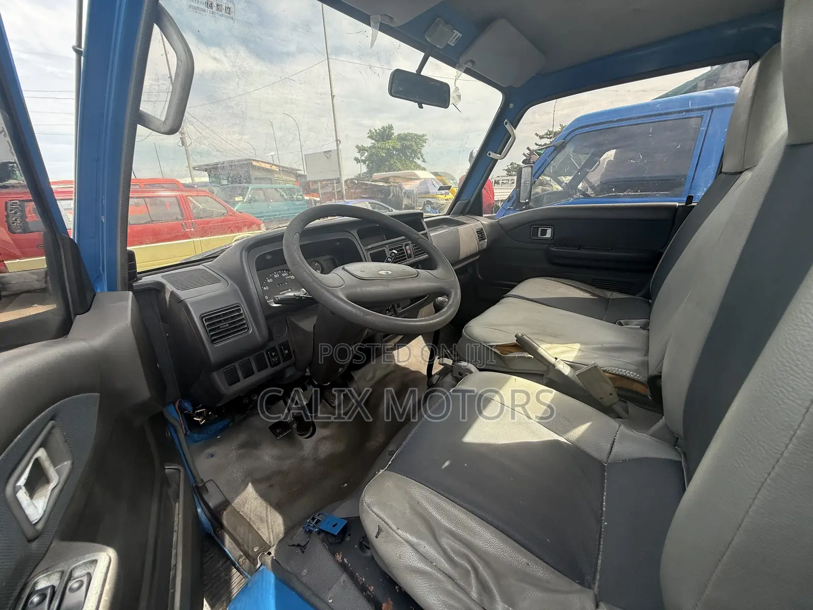 Ford Husky 2005 Blue