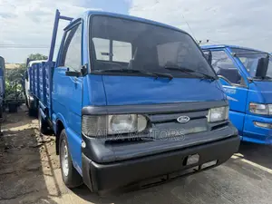 Ford Husky 2005 Blue