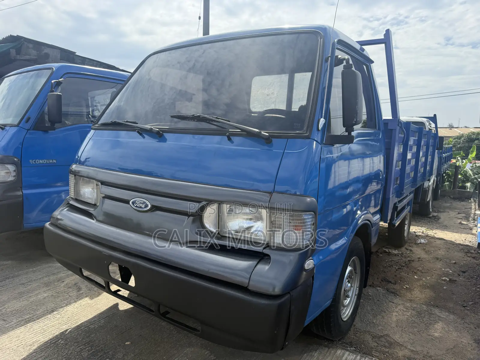 Ford Husky 2005 Blue