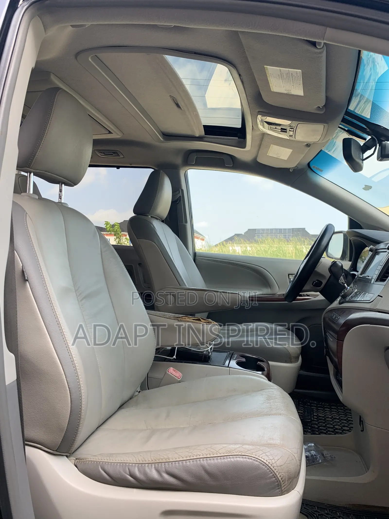 Toyota Sienna 2012 Black