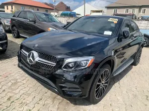 Mercedes-Benz GLC-Class 2019 Black