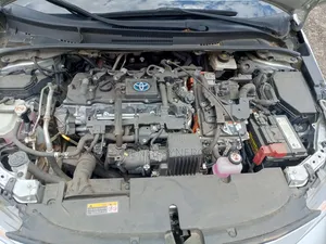 Toyota Corolla 2024 Silver