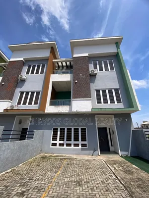 4bdrm Duplex in Iyaganku Gra Ibadan, Iyanganku for rent