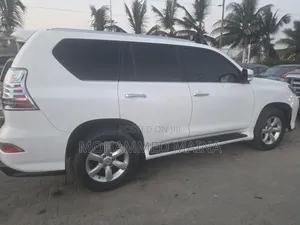 Lexus GX 2012 White