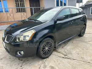 Pontiac Vibe 2.4L 2010 Black