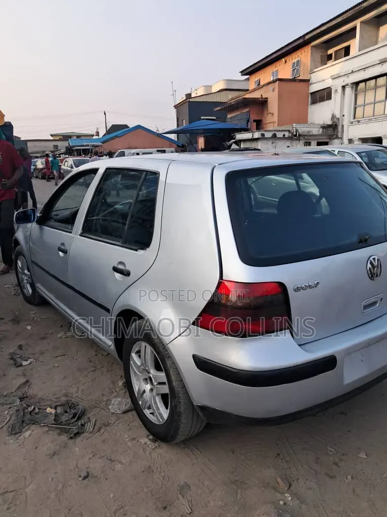 Volkswagen Golf 2005 Silver