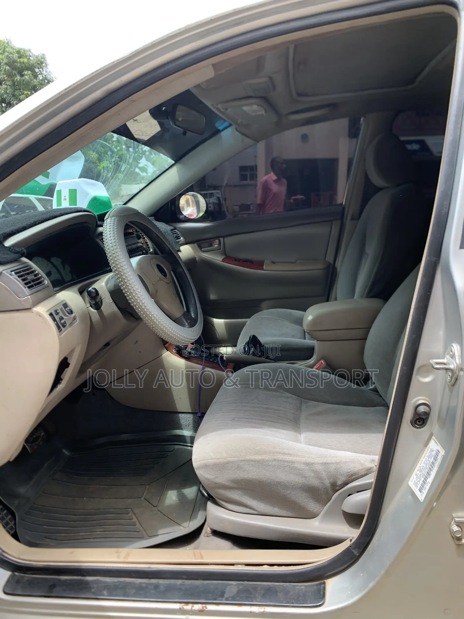 Toyota Corolla LE 2004 Silver