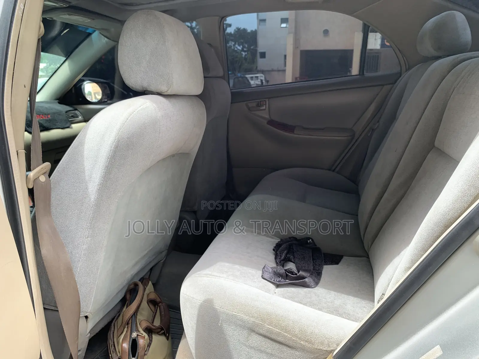 Toyota Corolla LE 2004 Silver