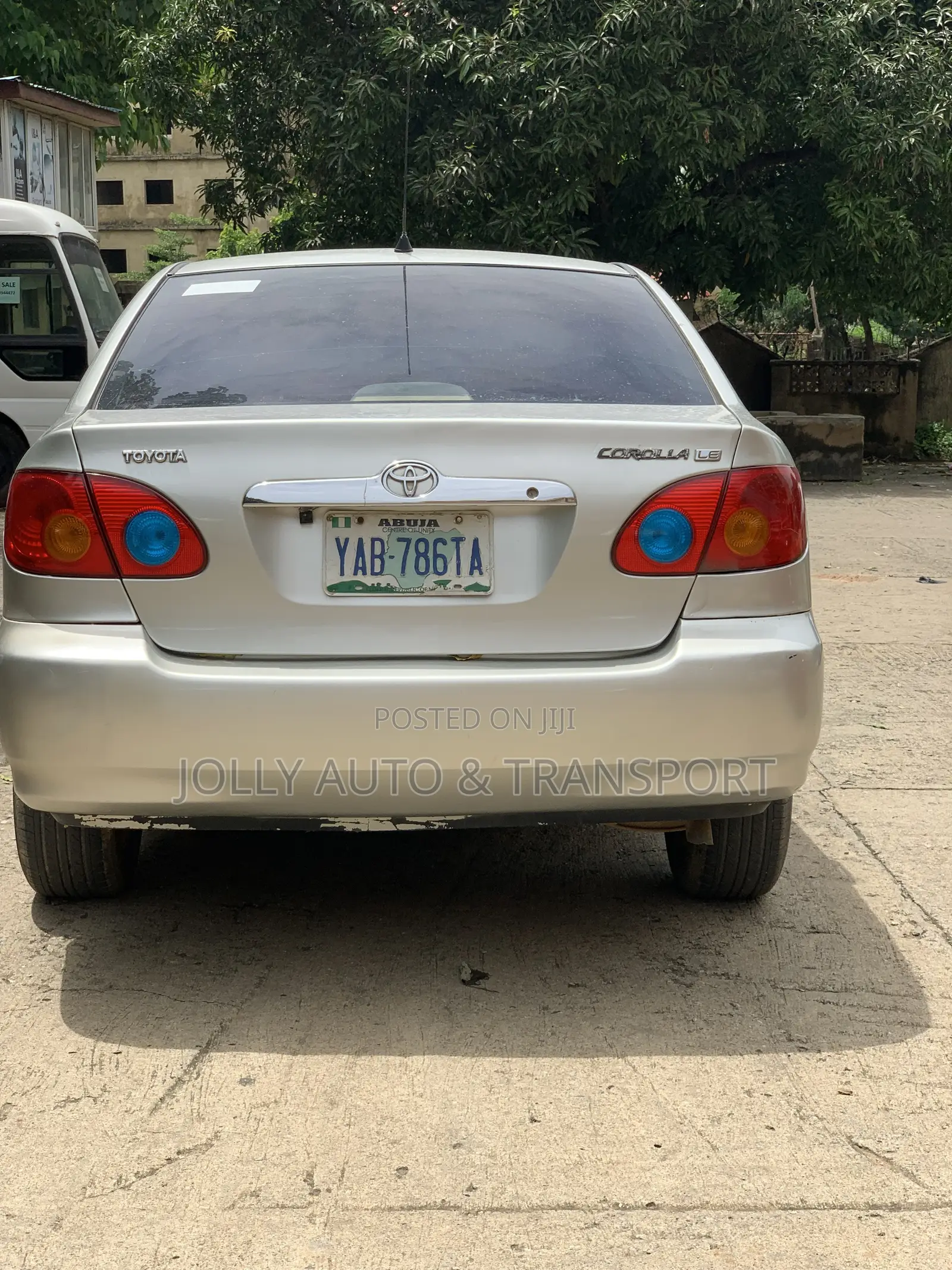 Toyota Corolla LE 2004 Silver