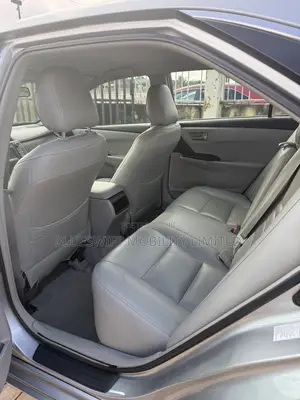 Toyota Camry LE 4dr Sedan (2.5L 4cyl 6A) 2015 Silver