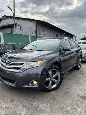 Toyota Venza XLE AWD 2013 Gray