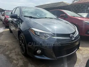Toyota Corolla 2015 Gray