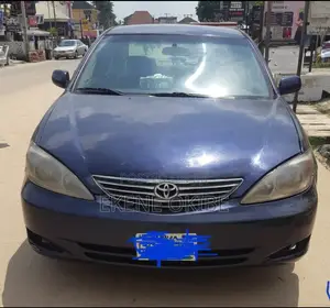 Toyota Camry LE 4dr Sedan (2.4L 4cyl 5M) 2003 Blue