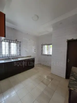 4bdrm Duplex in Garki 1 for rent