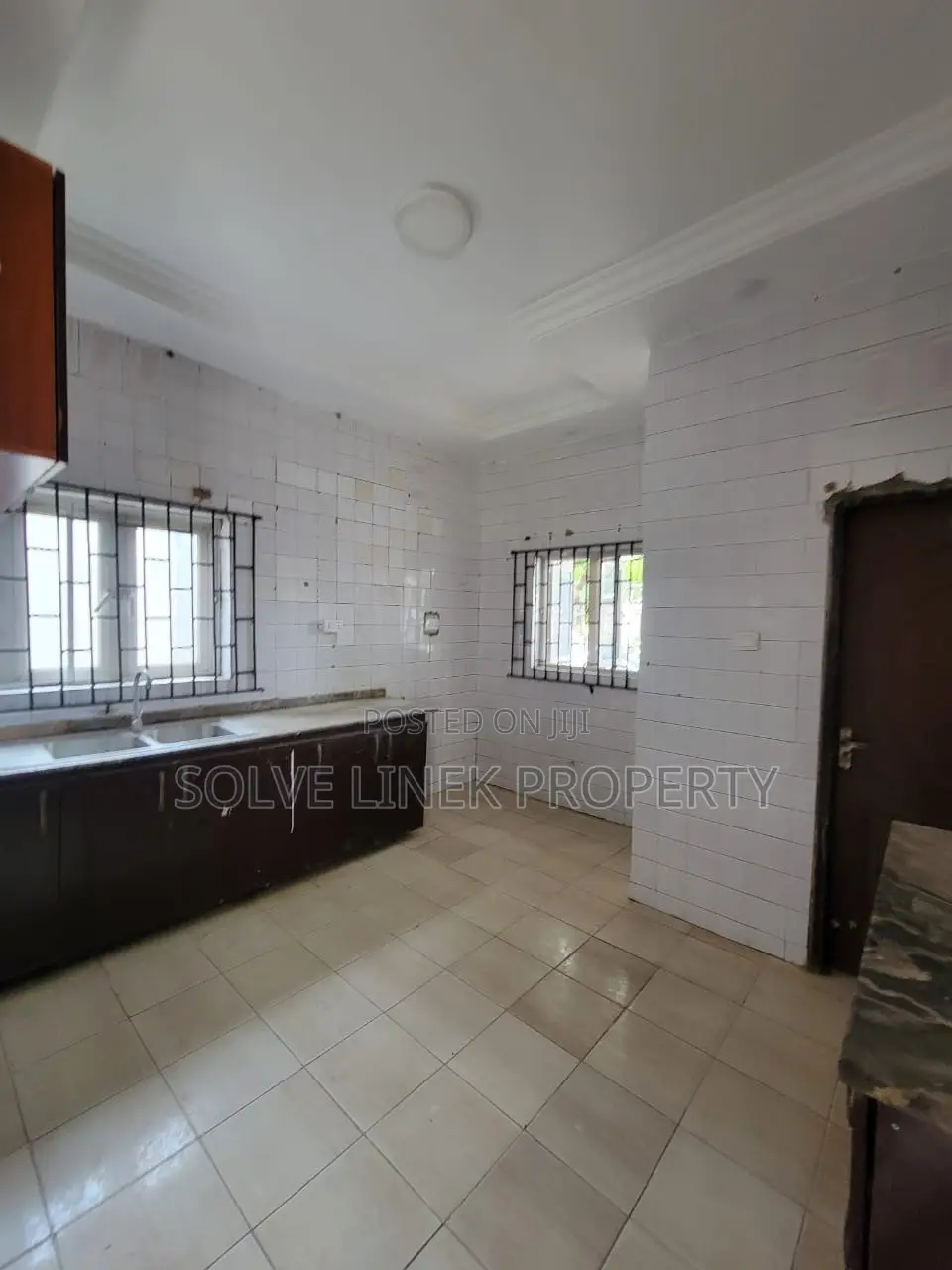 4bdrm Duplex in Garki 1 for rent