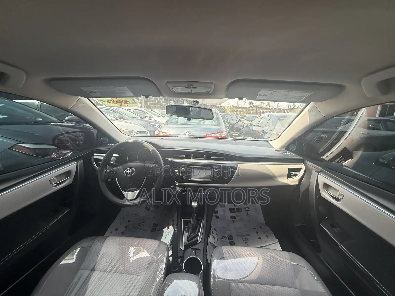 Toyota Corolla 2016 Red
