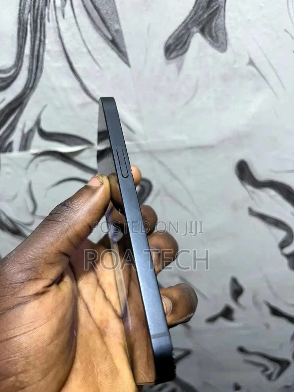 Apple iPhone 16e 128 GB Graphite