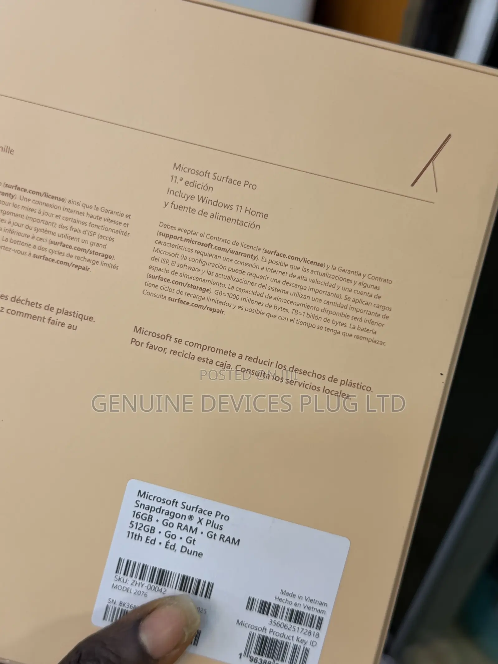 New Microsoft Surface Pro 11th Edition, a Copilot+ PC 16GB SSD 512GB