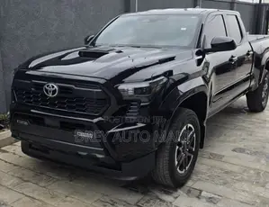 Toyota Tacoma 2024 Black