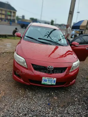 Toyota Corolla 2013 Red