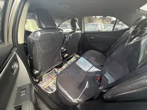 Toyota Corolla 2018 Gray