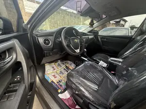 Toyota Corolla 2018 Gray