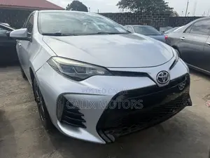 Toyota Corolla 2018 Silver