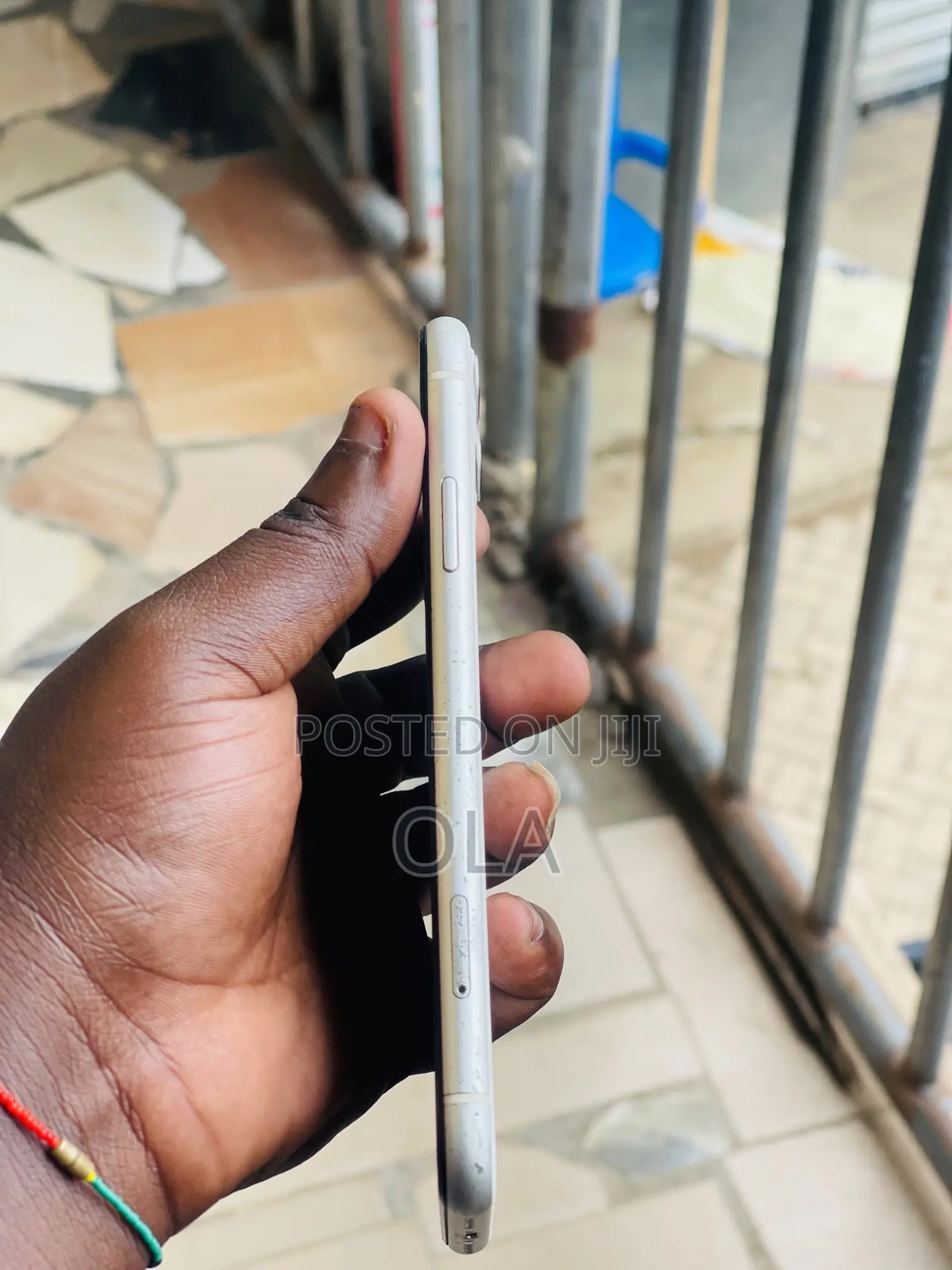 Apple iPhone 11 64 GB White