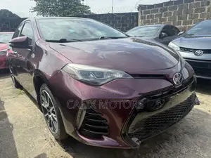 Toyota Corolla 2018 Burgundy