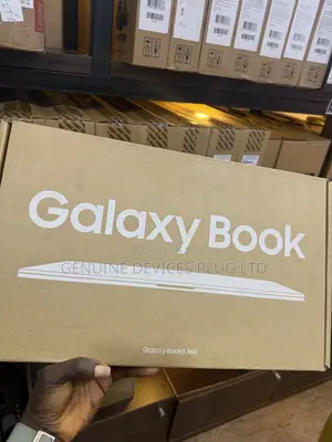 New Laptop Samsung 16GB Intel Core i7 SSD 512GB