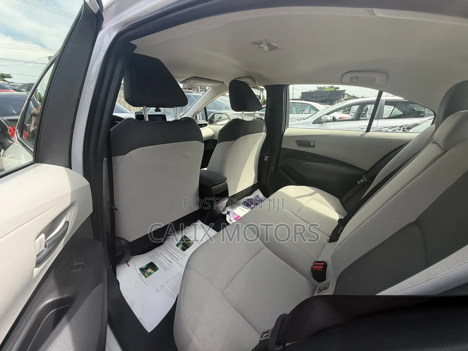 Toyota Corolla 2022 White