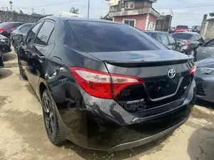 Toyota Corolla 2018 Black