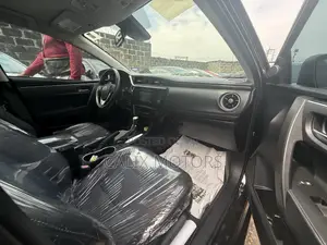 Toyota Corolla 2018 Black