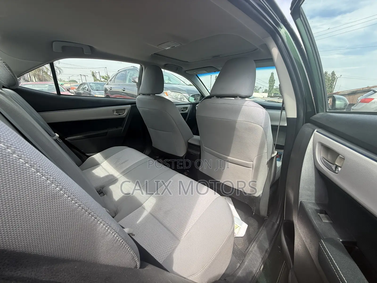 Toyota Corolla 2015 Green