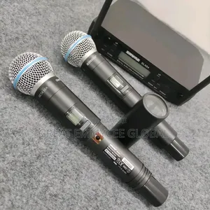 SHURE Wireless Microphone GLXD4
