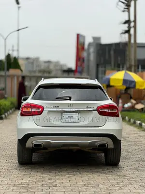 Mercedes-Benz GLA 250 2017 White