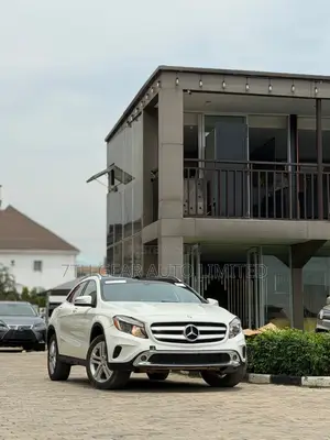 Mercedes-Benz GLA 250 2017 White
