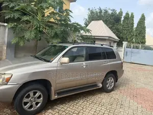 Toyota Highlander 2006 Gold