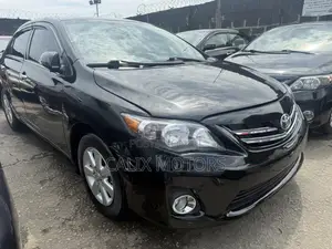 Toyota Corolla 2013 Black